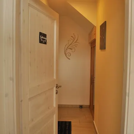 Ferienwohnungen Gehlberg Apartment